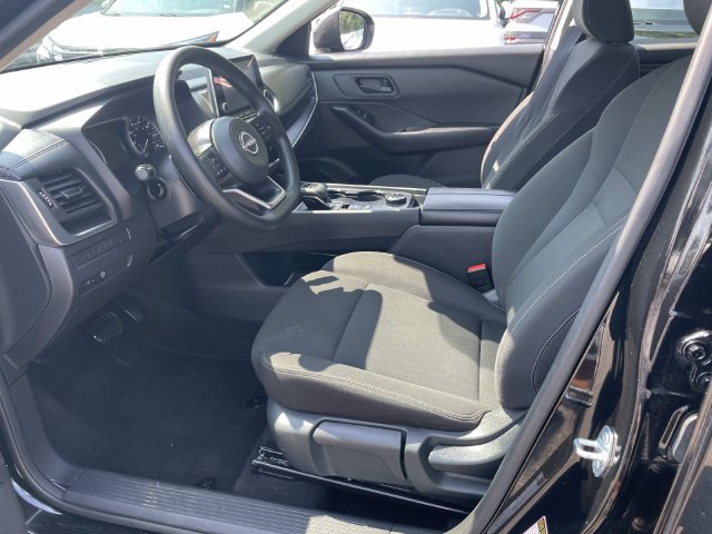 Used 2024 Nissan Rogue S AWD/4WD image 19