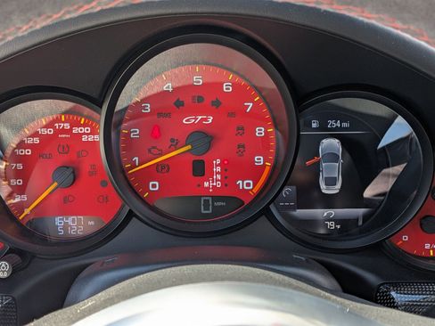 Certified 2015 Porsche 911 GT3 image 16