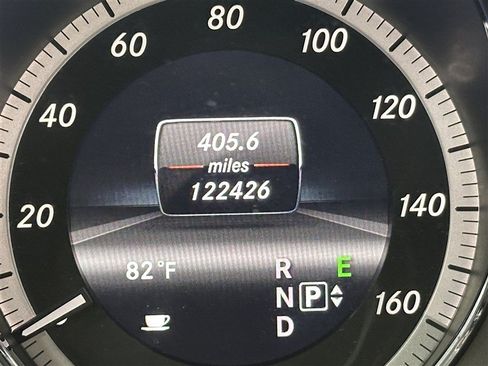 Used 2013 Mercedes-Benz E 350 4MATIC Sedan image 26