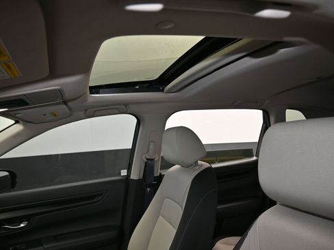 Used 2024 Honda CR-V EX image 12