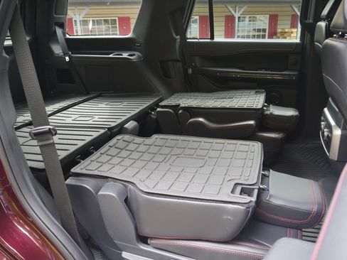Certified 2024 Ford Expedition Limited AWD/4WD image 35