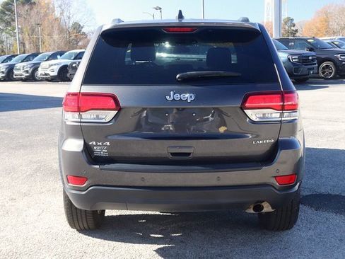 Used 2021 Jeep Grand Cherokee Laredo X image 6