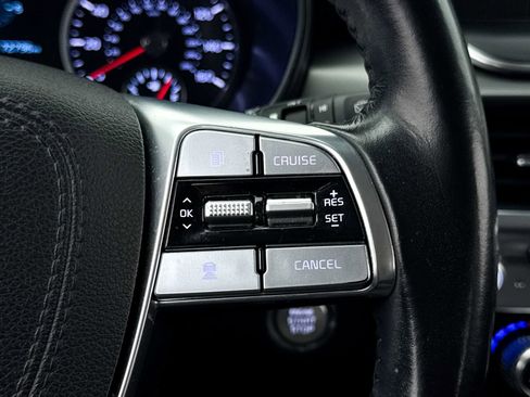 Used 2022 Kia Telluride LX FWD image 36