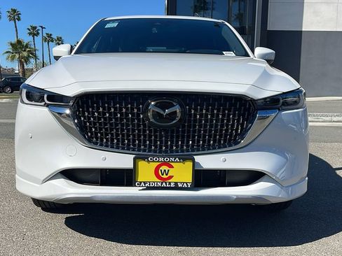 New 2025 MAZDA CX-5 Signature image 4