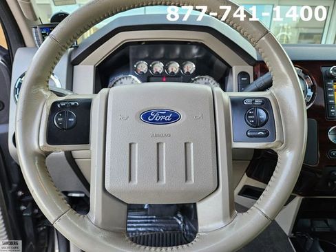 Used 2010 Ford F350 Lariat image 21