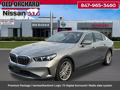 Used 2024 BMW 530i xDrive AWD/4WD image 1
