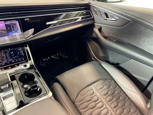 Used 2024 Audi RS Q8 image 22