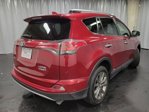 Used 2018 Toyota RAV4 Limited image 8