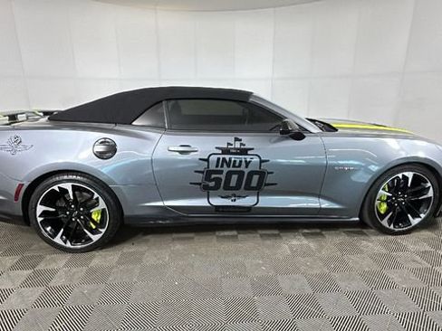 Used 2021 Chevrolet Camaro SS RWD image 3