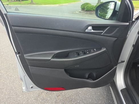 Used 2017 Hyundai Tucson SE Plus FWD image 13