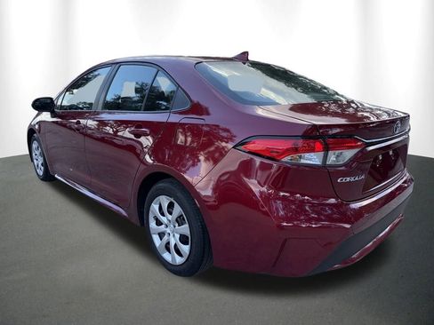 Used 2022 Toyota Corolla LE image 42