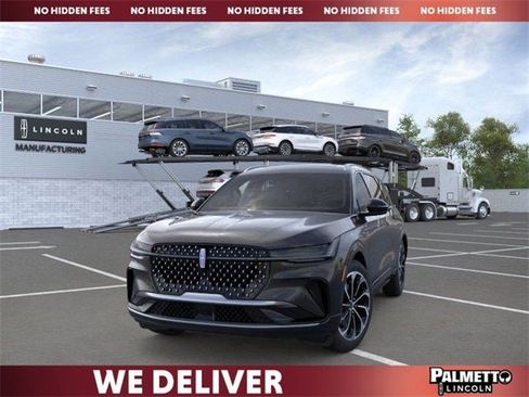 New 2026 Lincoln Nautilus Reserve image 2