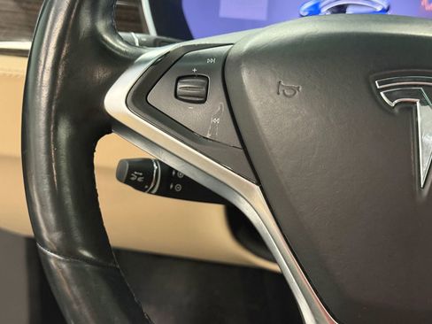 Used 2016 Tesla Model X 75D image 28