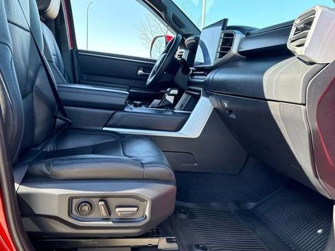 Used 2025 Toyota Tundra Platinum image 41