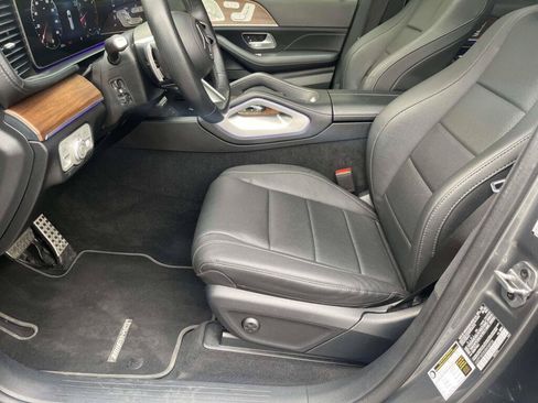 Certified 2025 Mercedes-Benz GLS 450 4MATIC w/ AMG Line Exterior image 16