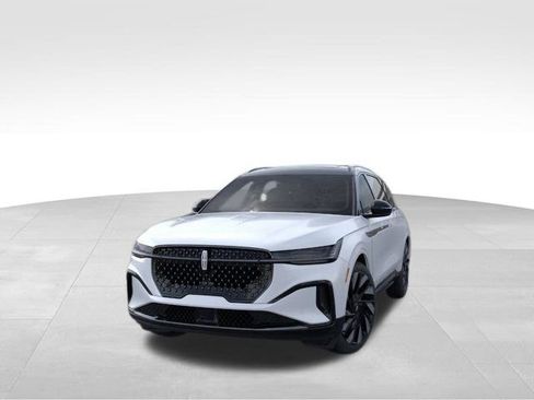 New 2026 Lincoln Nautilus Reserve w/ Jet Appearance Package image 24