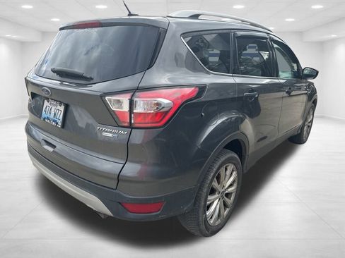 Used 2017 Ford Escape Titanium image 8