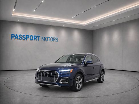 Used 2023 Audi Q5 2.0T Premium w/ Convenience Package AWD/4WD image 1