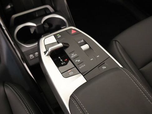 New 2026 BMW X1 xDrive28i w/ Technology Package AWD/4WD image 8