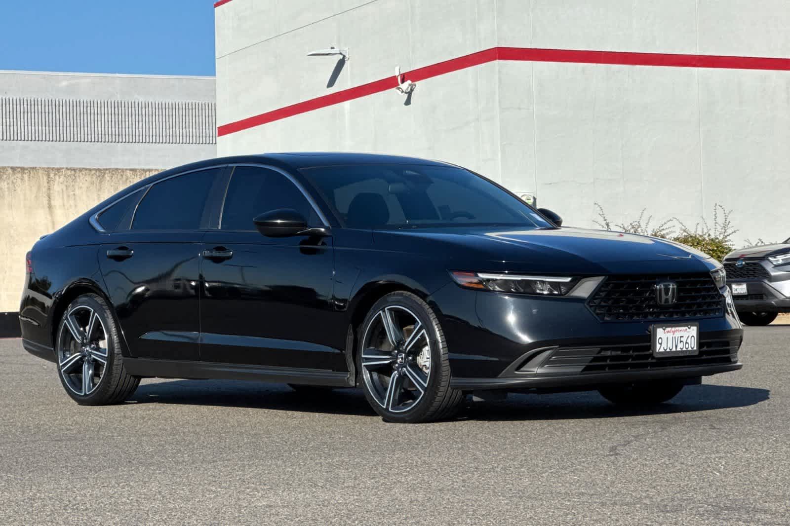 Used 2024 Honda Accord Sport image 5