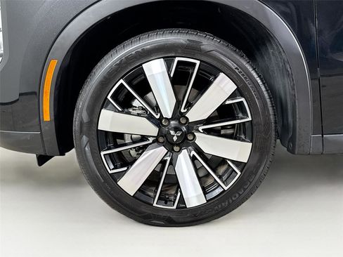 Used 2025 Mitsubishi Outlander SE image 30