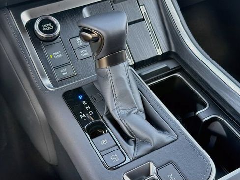 New 2026 Lexus GX 550 AWD/4WD image 31
