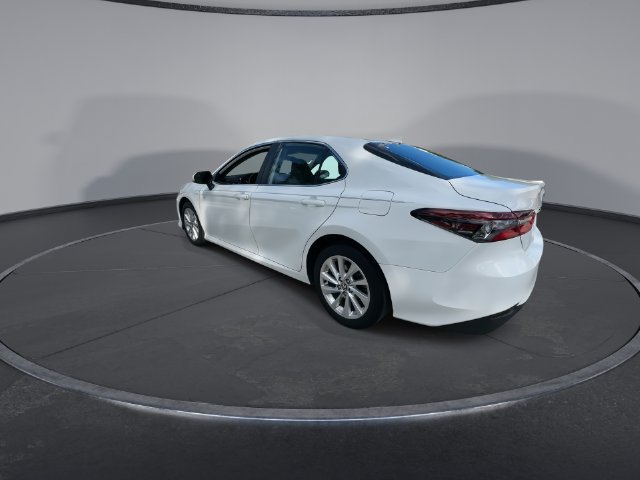 Used 2024 Toyota Camry LE FWD image 6