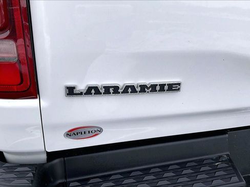 Used 2022 RAM 1500 Laramie image 9
