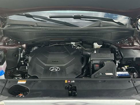 Used 2024 Hyundai Palisade Calligraphy FWD image 3