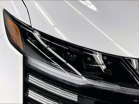 New 2026 Nissan Kicks S FWD image 14