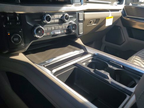 New 2026 Ford F450 Platinum w/ Platinum Plus Package image 21