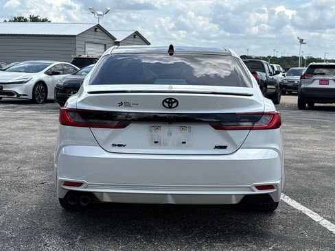 Used 2025 Toyota Camry XSE w/ Premium Package FWD image 5
