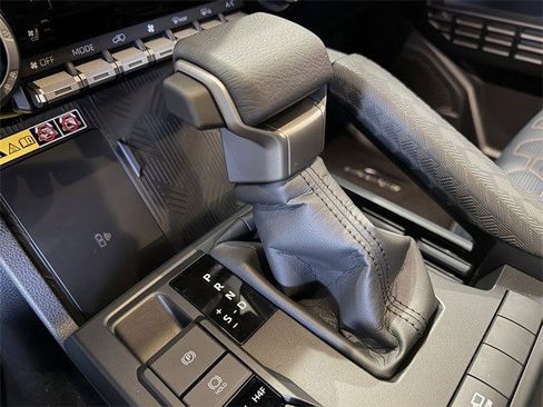 New 2026 Toyota 4Runner 4WD image 15