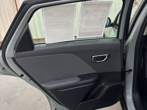 Used 2025 Kia K4 EX image 22