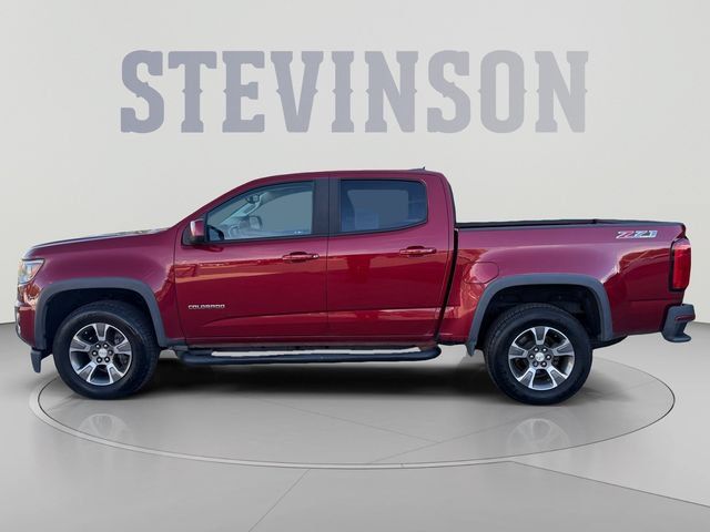 Used 2017 Chevrolet Colorado Z71 AWD/4WD image 2