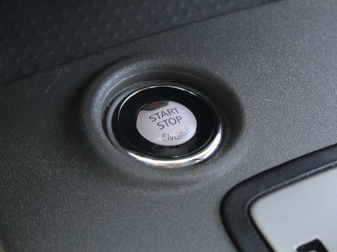 Used 2020 Nissan Frontier SV AWD/4WD image 20