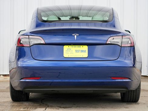 Used 2021 Tesla Model 3 Standard Range Plus image 11