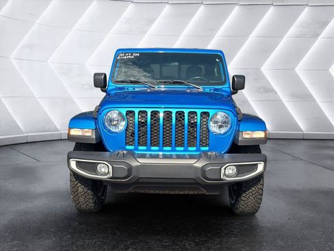 Used 2022 Jeep Gladiator Sport AWD/4WD image 8
