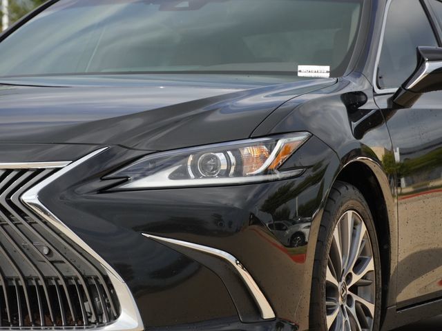Used 2021 Lexus ES 350 w/ Premium Package FWD image 4