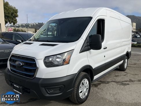 Used 2022 Ford E-Transit Medium Roof image 64