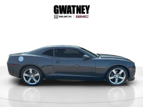 Used 2012 Chevrolet Camaro SS RWD image 4