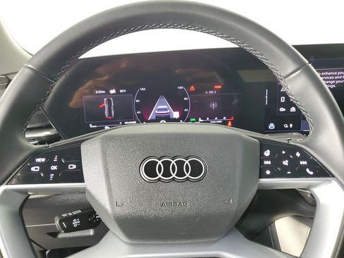 Certified 2025 Audi Q5 2.0T Premium image 35