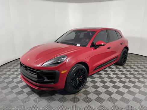 Certified 2024 Porsche Macan GTS image 11