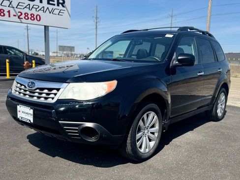 Used 2011 Subaru Forester 2.5X Premium w/ All-Weather Pkg image 33