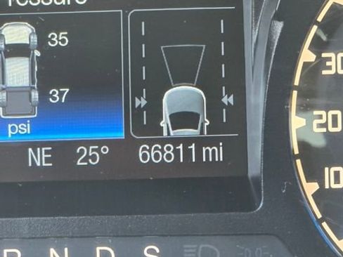 Used 2020 Ford Ranger XLT w/ Equipment Group 301A Mid image 13