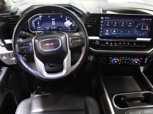 Used 2024 GMC Sierra 2500 SLT w/ SLT Convenience Package image 26