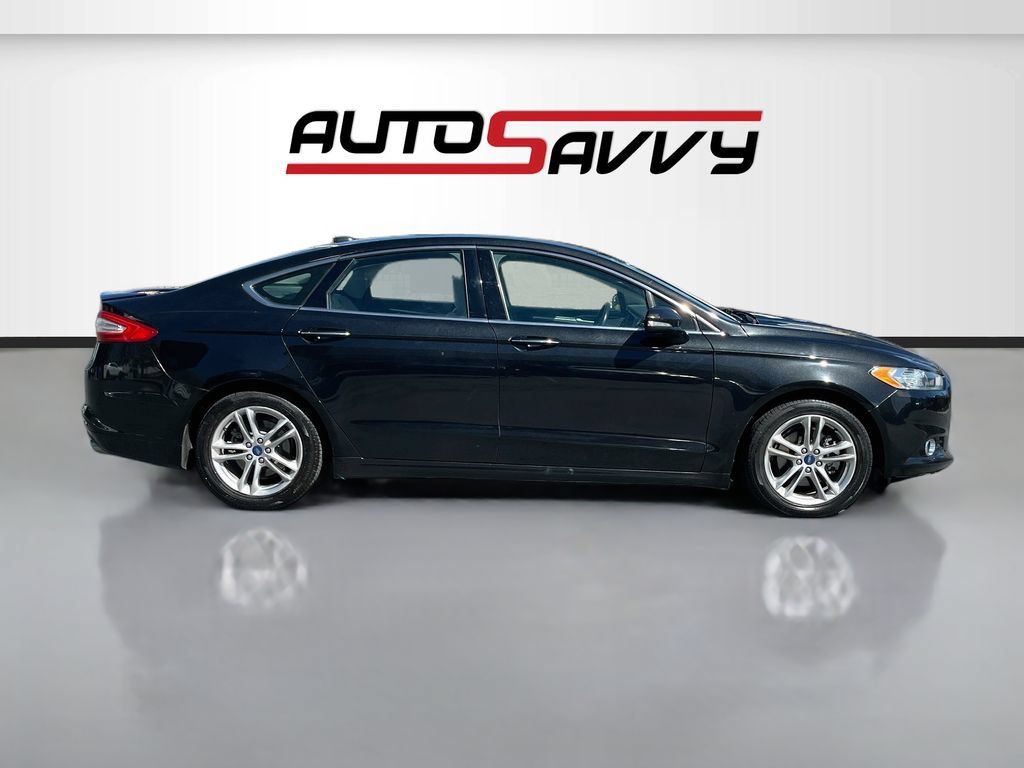 Used 2015 Ford Fusion Titanium FWD image 8