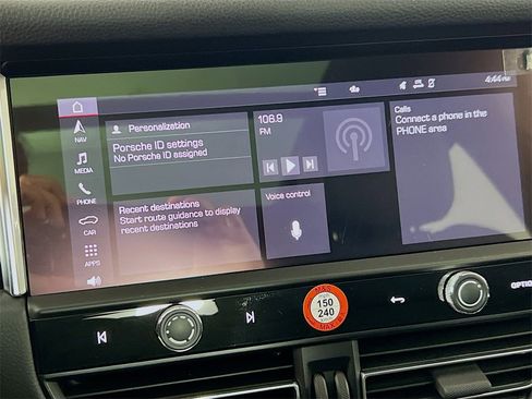 New 2026 Porsche Macan image 15