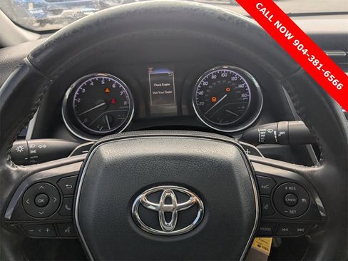 Used 2019 Toyota Camry SE image 28