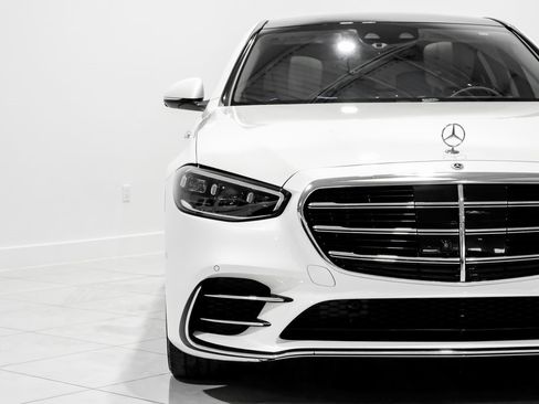 Used 2022 Mercedes-Benz S 580 4MATIC Sedan image 42